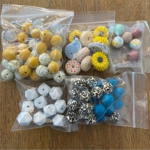 Silicone & Wood Beads Lot !!850 Beads!! - Picture 4 of 8